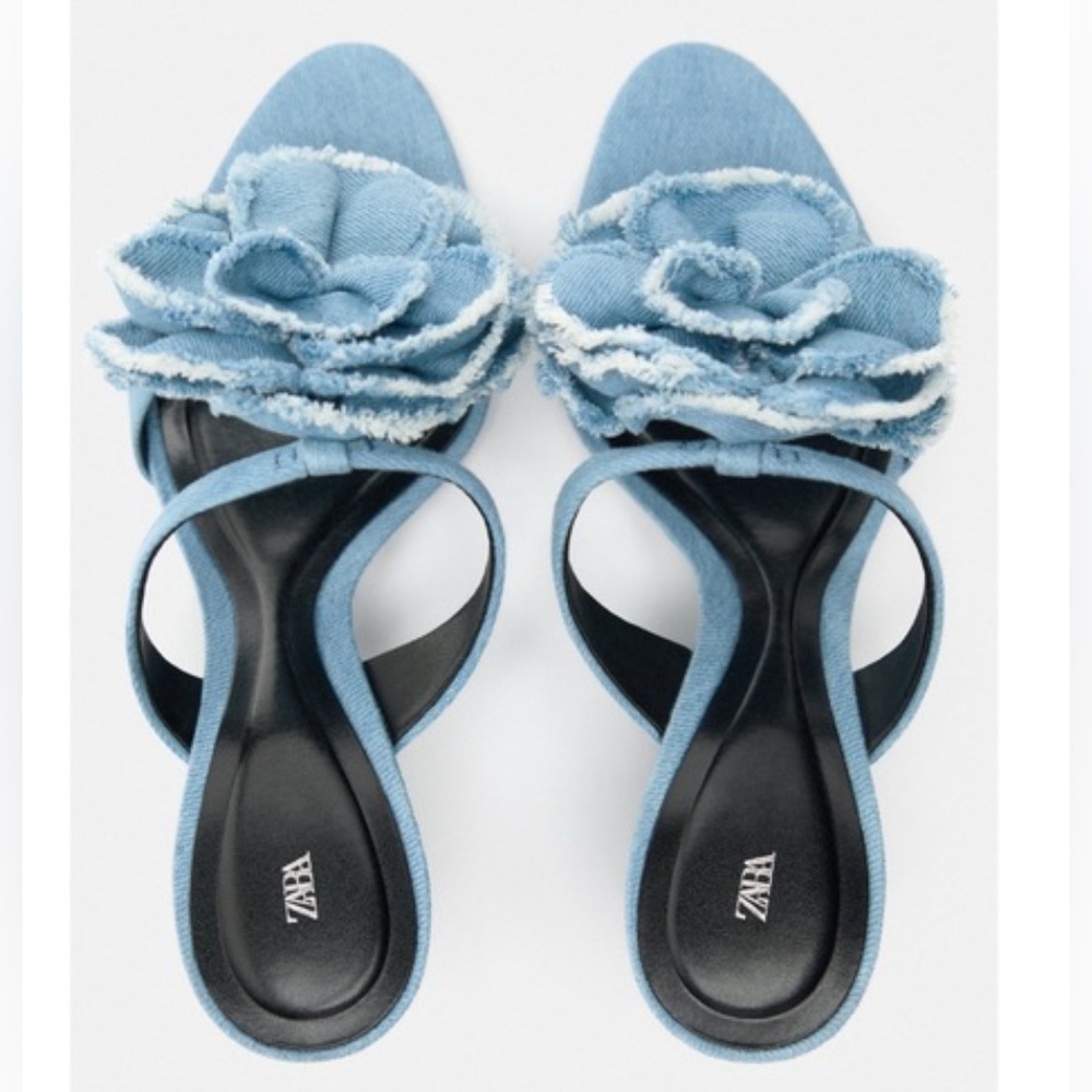 Zara Women's Blue Denim Sandals with Flower - Picture 2 of 10